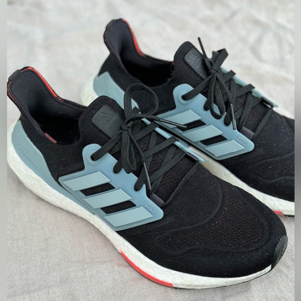 Adidas Ultraboosts - Size 10 Men’s
